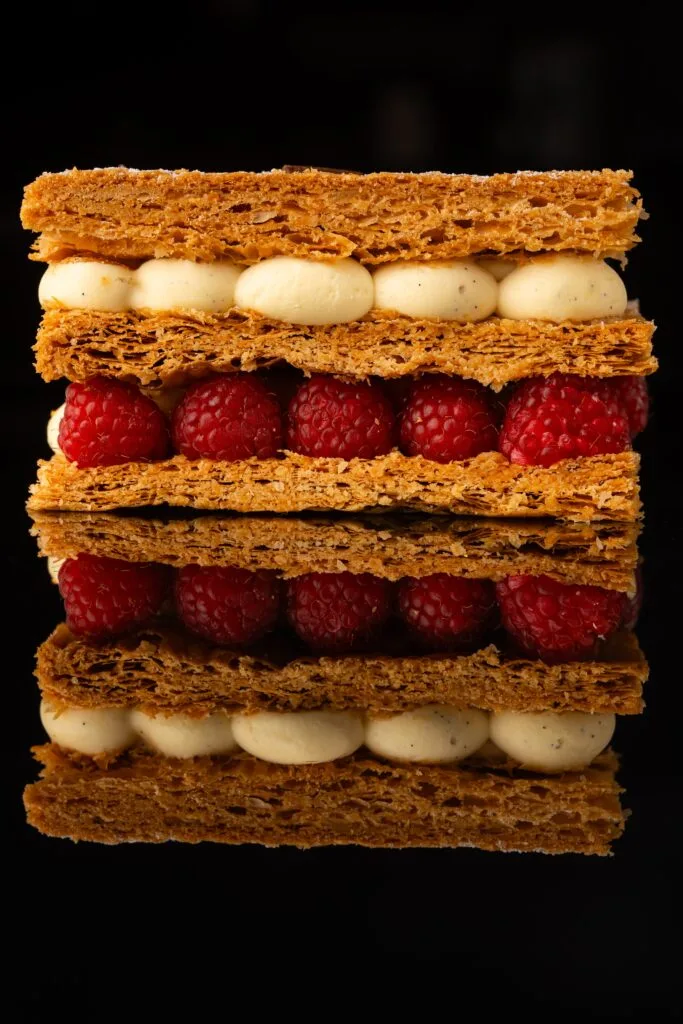 photographie culinaire lyon millefeuille framboise